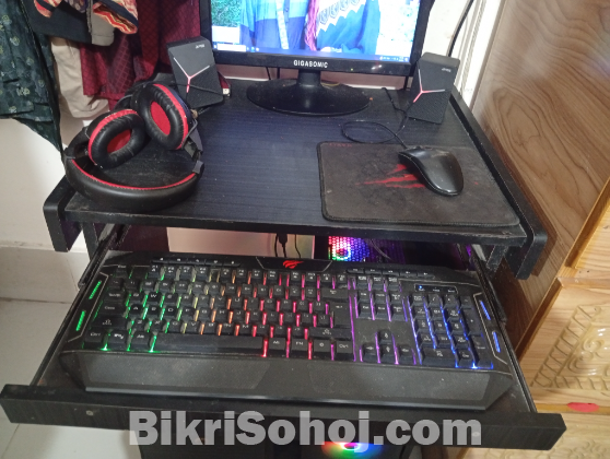 Computer desktop